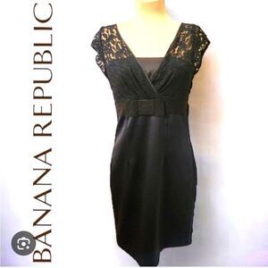 Banana Republic Black Dress size 4 NWT